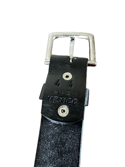 Black leather belt with silver buckle and 'Made in Mexico' text on a clear background